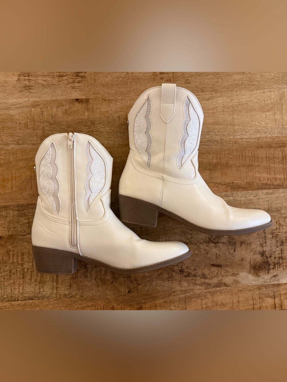 Madden Girl White Glitter Rhinestone Western Cowboy Boots Size 6